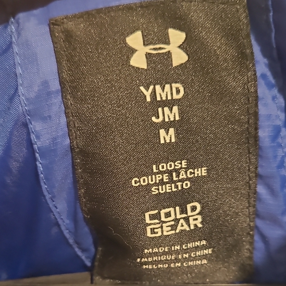 Under Armour Blue Puffer Jacket with Quilted Design Youth Medium - Picture 2 of 6
